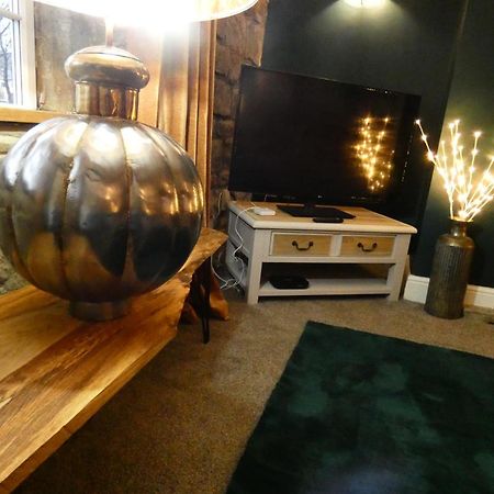 Redfearn Cottage Apperley Bridge エクステリア 写真