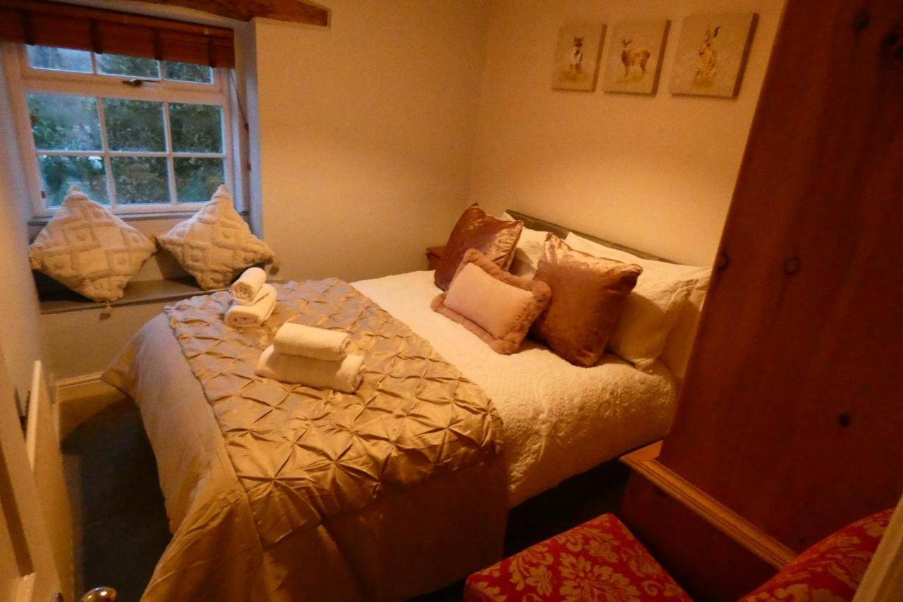 Redfearn Cottage Apperley Bridge エクステリア 写真