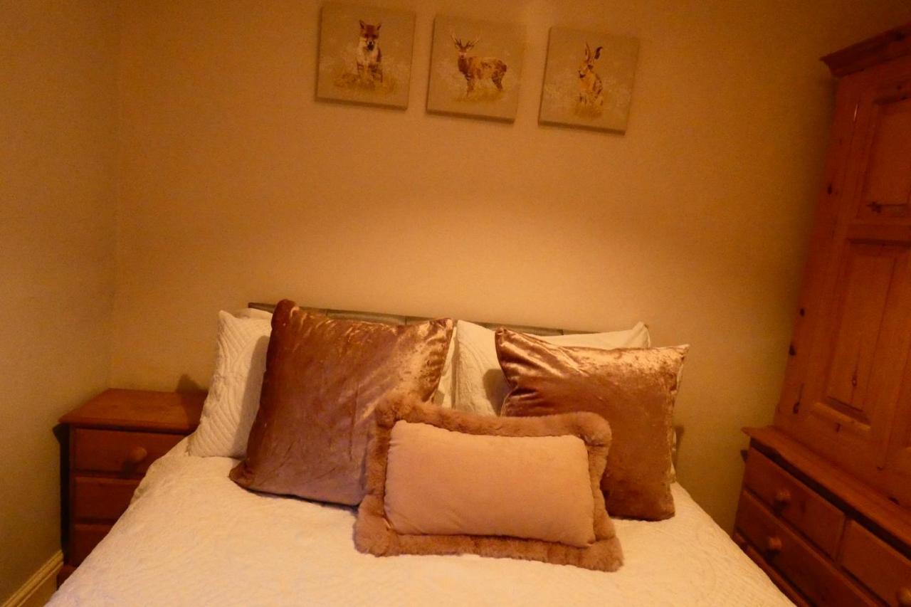 Redfearn Cottage Apperley Bridge エクステリア 写真