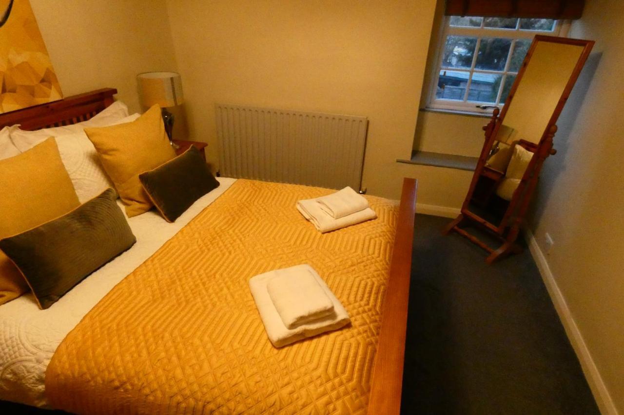 Redfearn Cottage Apperley Bridge エクステリア 写真