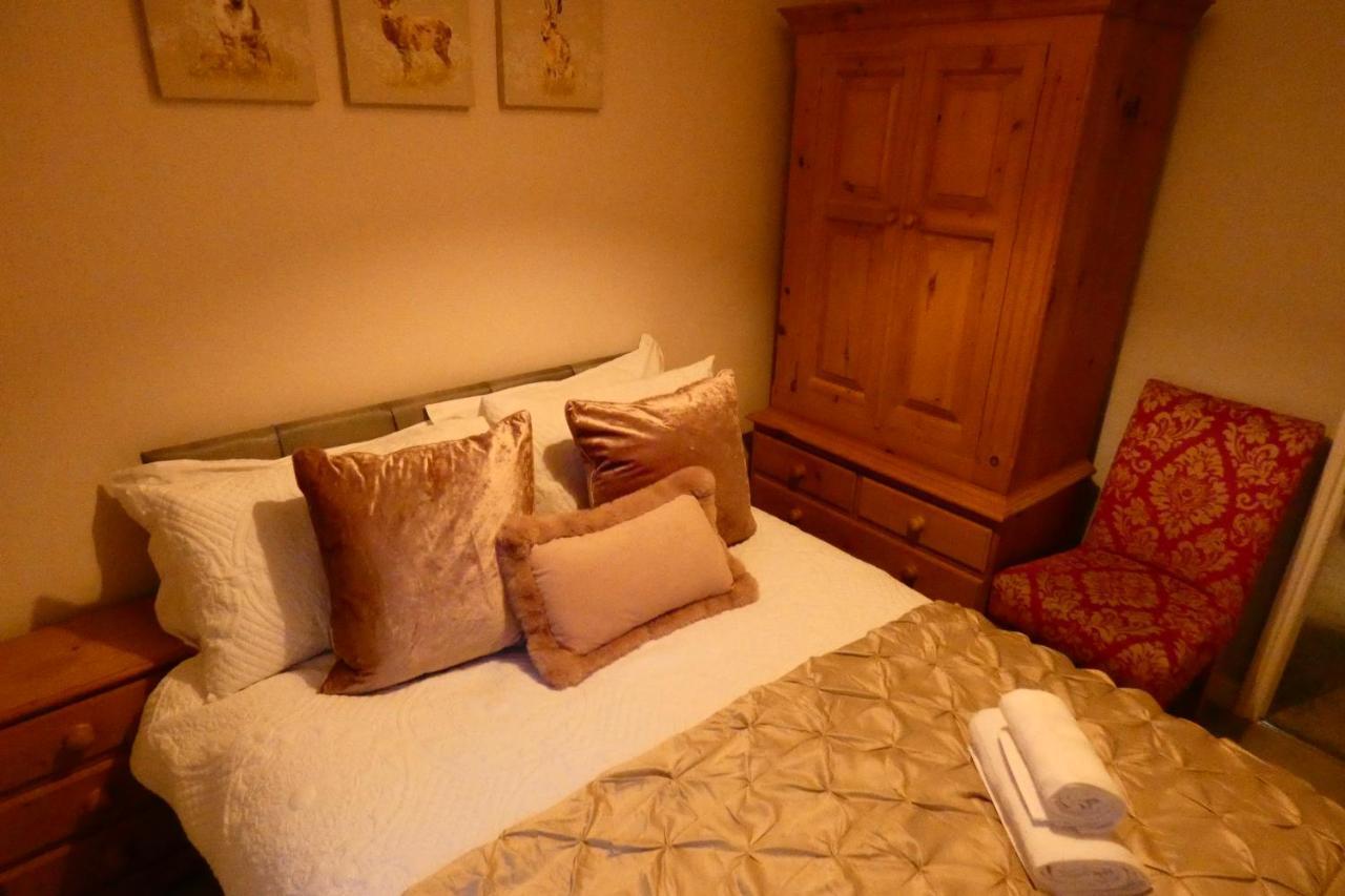Redfearn Cottage Apperley Bridge エクステリア 写真